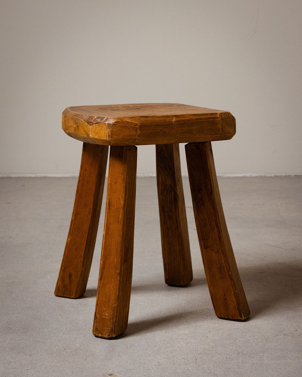 French Berger Stool